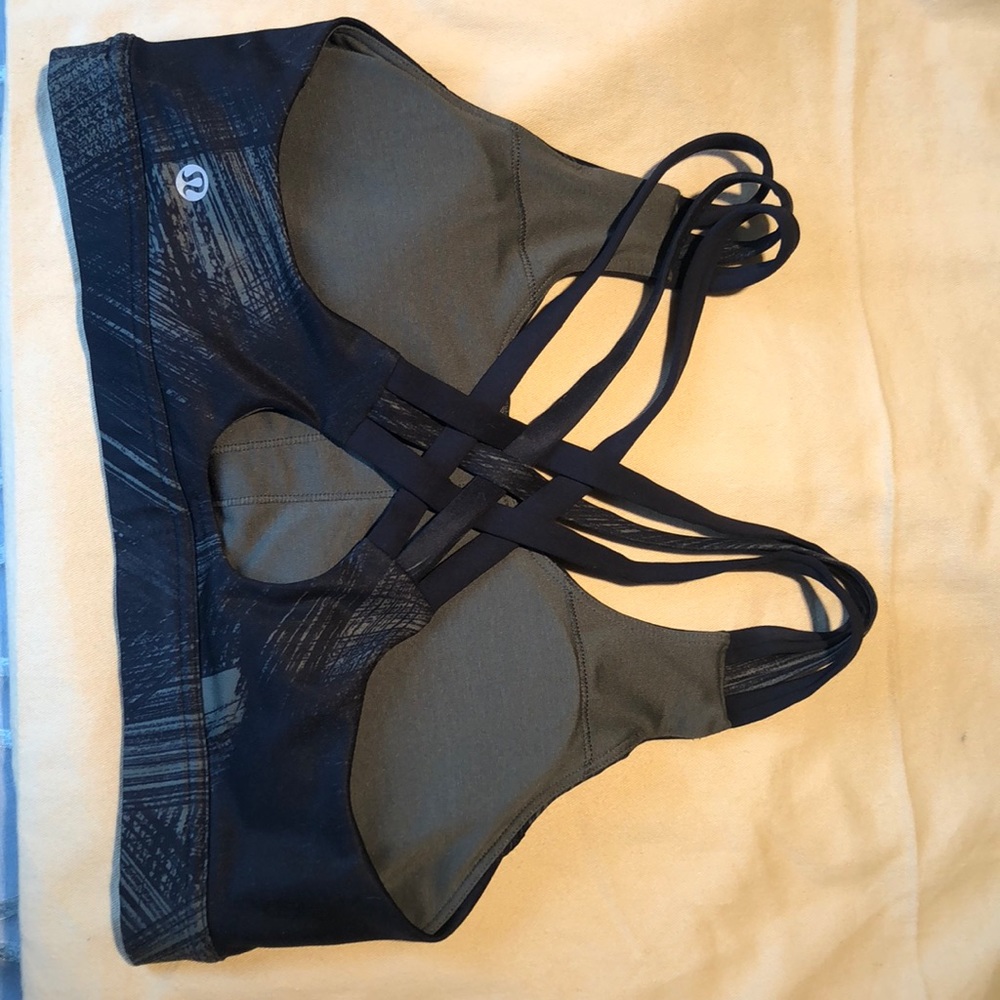 Lululemon bra size 8! NWOT